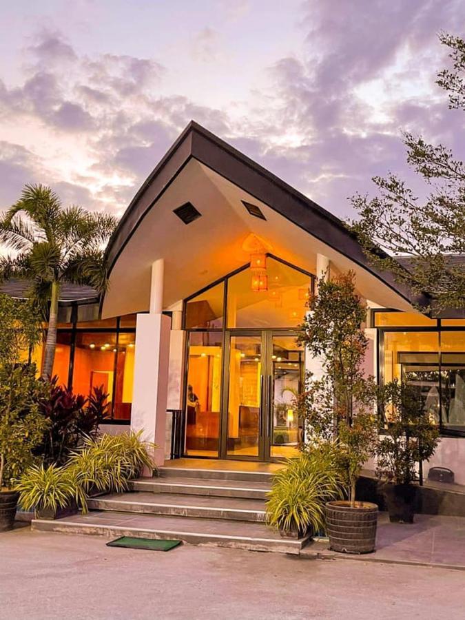 Rl Resort And Leisure Park Porac 외부 사진
