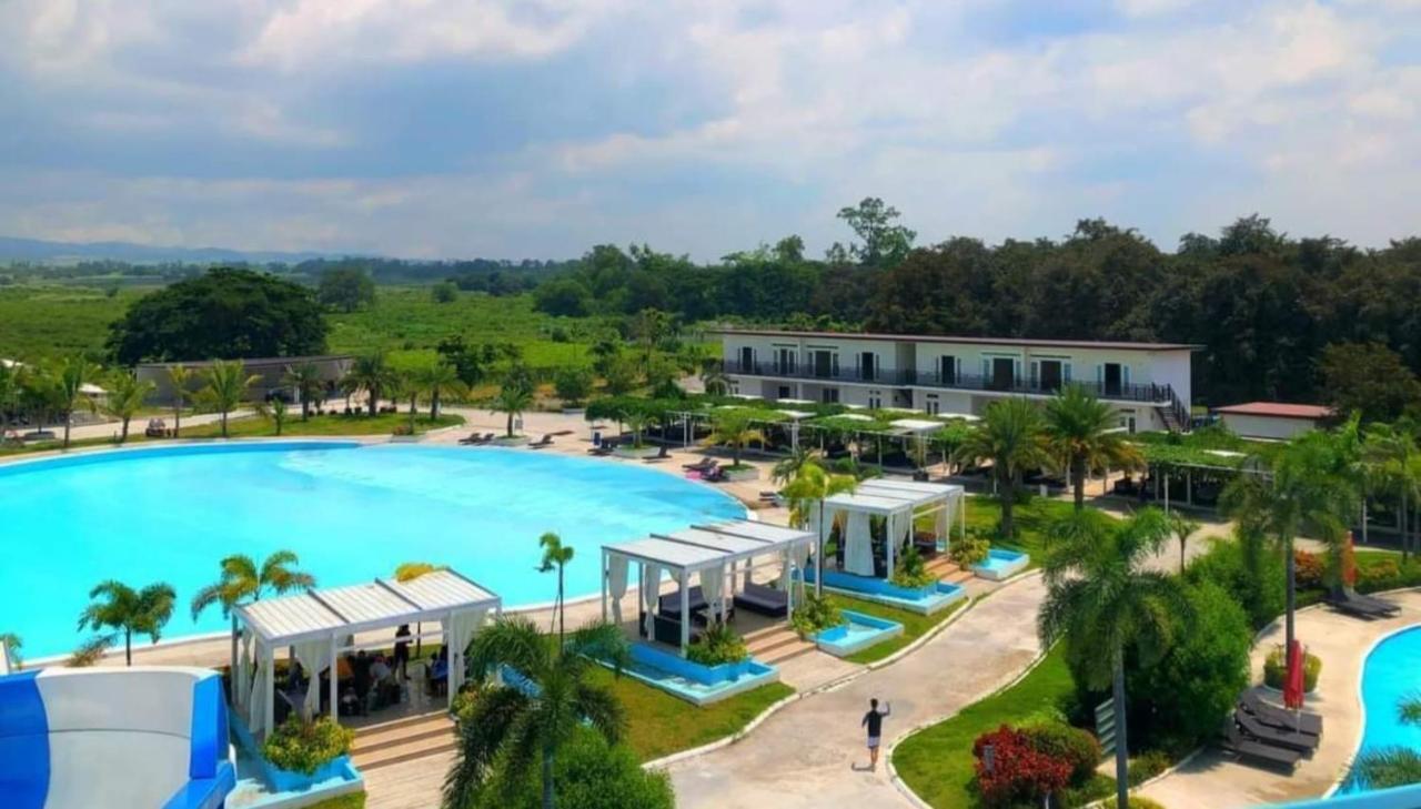Rl Resort And Leisure Park Porac 외부 사진